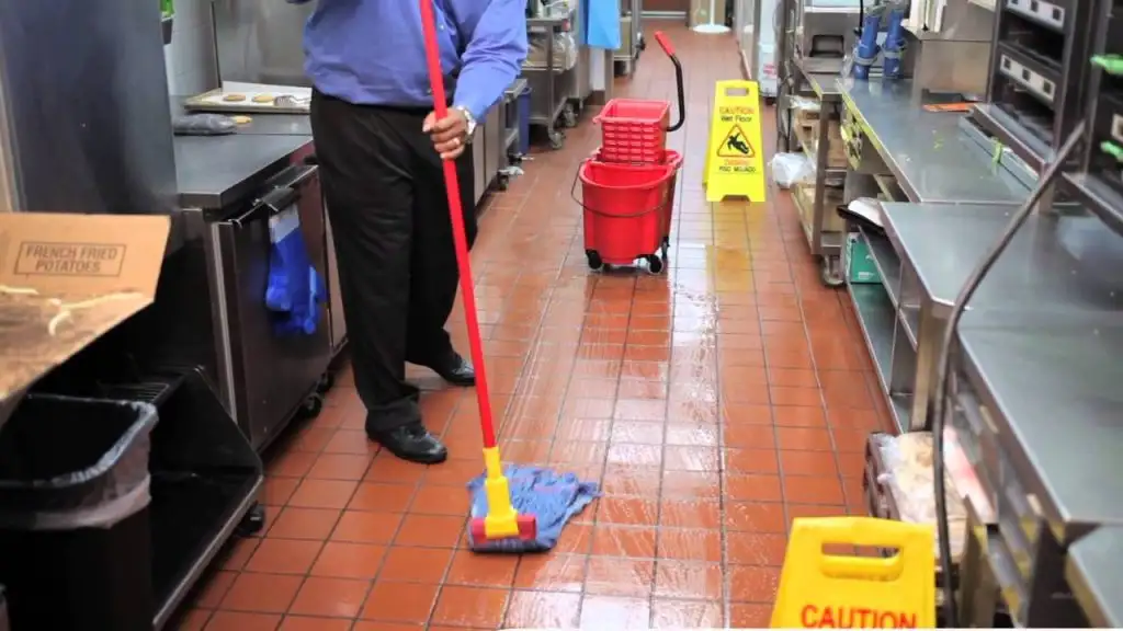 Restaurant Cleaning - Yara Building Maintenance